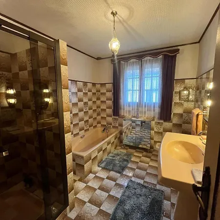 Spacieuse Maison De Village