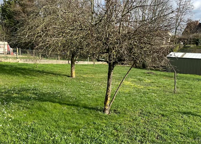 Spacieuse Maison De Village Дом отдыха Luche-Pringe