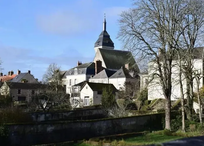 Spacieuse Maison De Village *