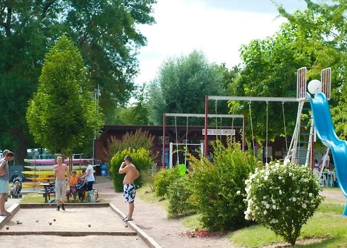 Spacieuse Maison De Village Luche-Pringe