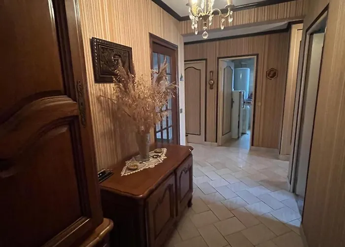 Spacieuse Maison De Village Luche-Pringe